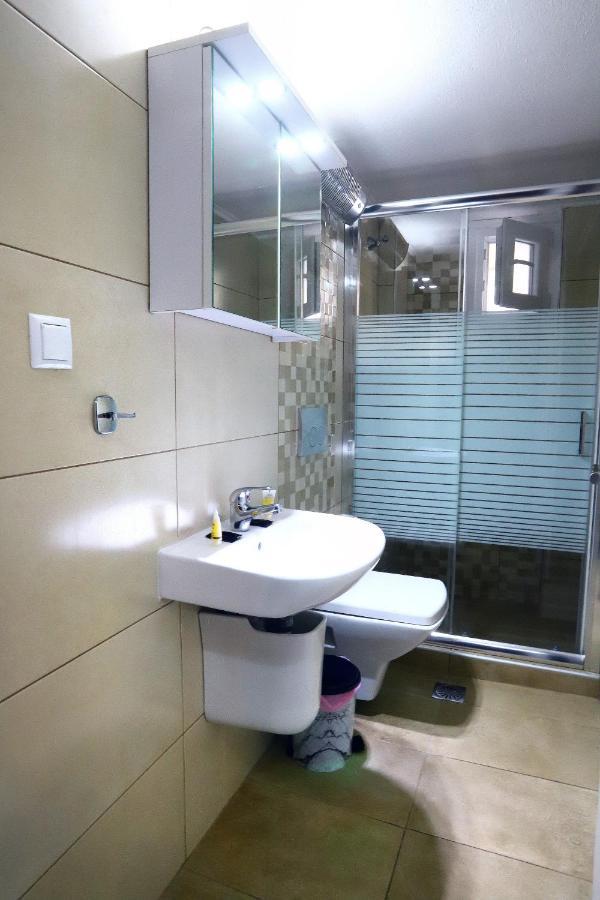 Ourania Apartment ดรามา ภายนอก รูปภาพ